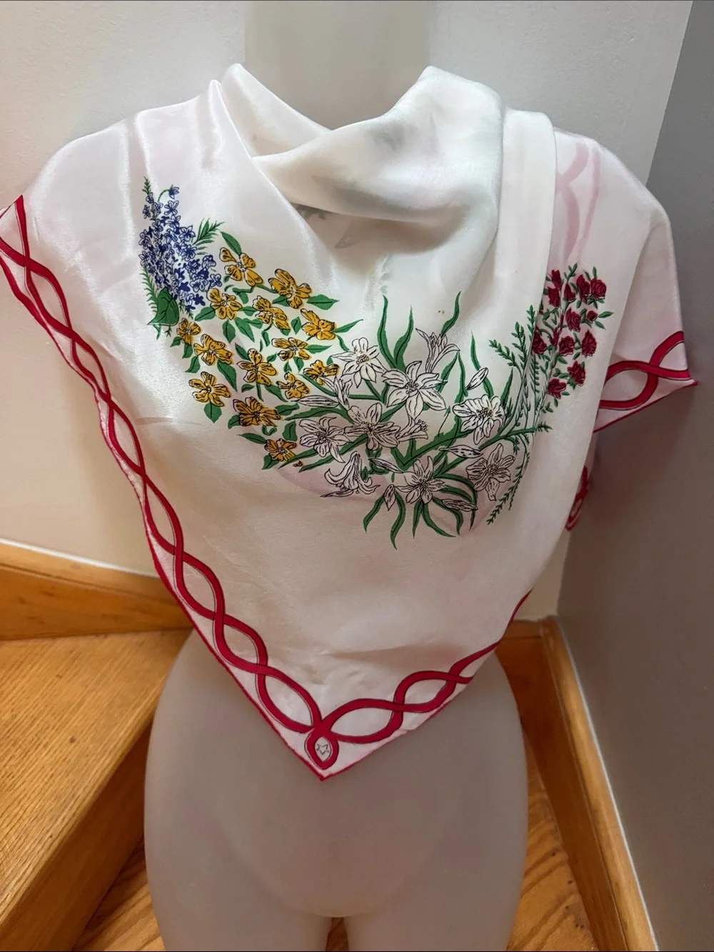 VTG Order of the Eastern Star (OES) Floral Silk Scarf Red Border 1960s – 1970’s